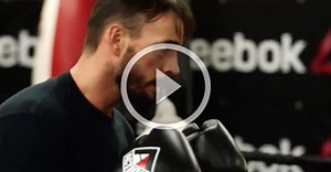 New Striking Footage Of CM Punk Released -- Will He Make It?