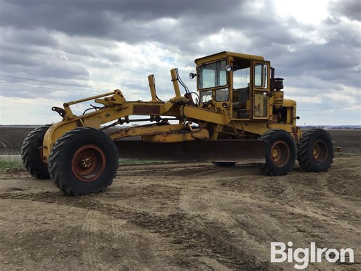 Austin-Western Super 300 Motor Grader | Construction