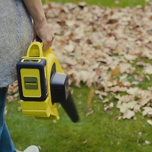 The LBL 2 cordless leaf blower. Ready to help you move leaves and dirt into easy-to-manage piles on your garden, driveway or decking. It comes with a battery and charger so you can get straight to work: http://bit.ly/CordlessLeafBlowers | Kärcher