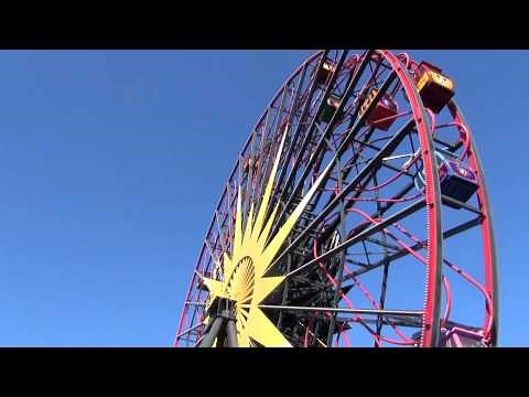 Mickey's Fun Wheel in HD at California Adventure