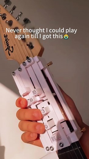 Never thought I could play again till I got this🥹#guitarchords #guitarchordpresser #guitarchordtools