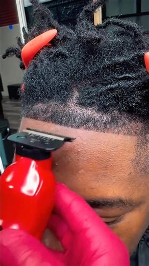 This is the OG Supreme trimmer Vader trimmer #shorts #haircut #barber #fyp #explore #barbershop