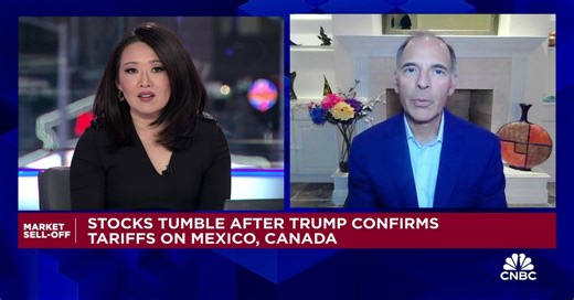 U.S. tariffs will cost typical American household at least $1,250 per year, Moody’s chief economist