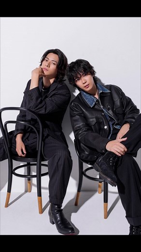 King & Prince 新曲のMVのこの椅子🪑見てドキッとした‼️紫耀君と神君思い出したのは、私だけかな？#King & Prince#愛し生きる#新曲#平野紫耀 #髙橋海人 #神宮寺勇太 #永瀬廉 #TOBE#5人組といったら