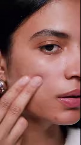 Primed to perfection. ✨ NEW Light Reflecting Hydrating Primer enhances makeup wear with long-term skincare benefits. https://bit.ly/3VaOaG2 | NARS Cosmetics