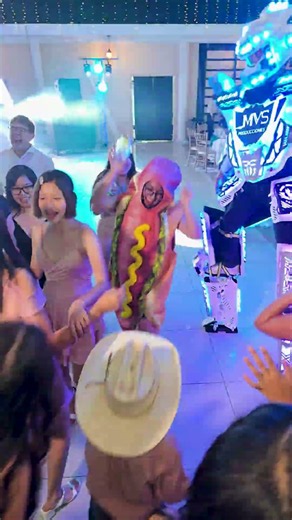 El Hotcho perreador! #viralvideoシ #quinceañera #hotdog #perreo #fyp