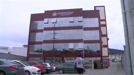 Após dois anos da inauguração, estudantes da UFSC continuam sem laboratórios em Blumenau
