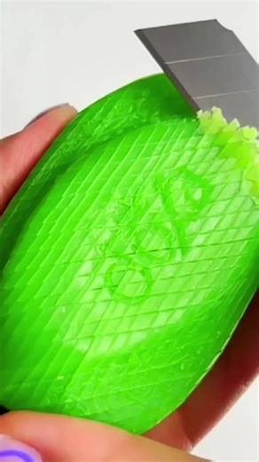 Découpage de cubes de savon ASMR🥹 #asmrsoap #soapcutting #viralfrance #pourtoi #tiktokfrance