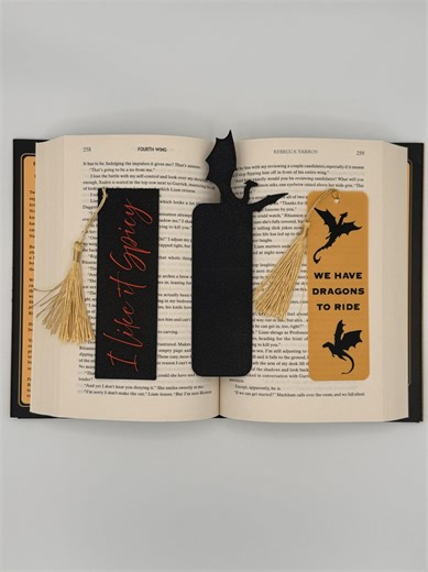 THE BOOKMARKS – Ultimate Gift Set for Book Lovers - Etsy