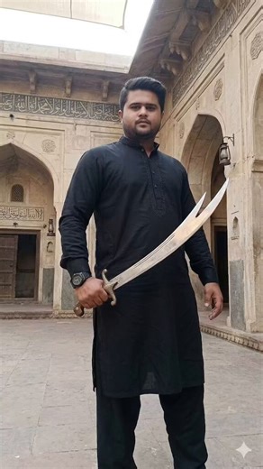 #Hyderabad Task Force arrests #man for posing as a #policeofficer on @instagram using #AIgenerated #fakevideos.The accused allegedly uploaded misleading clips with #weapons to gain followers, creating panic and confusion among the #public. Police seized a #mobilephone used in the offence.#Case registered under BNS & IT Act provisions. #Police urged citizens not to trust or share unverified social media content. @hydcitypolice #CyberCrime #FakeVideos