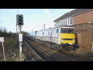 East Coast Class 91 arrives at Alnmouth blunt end first (15/12/14)