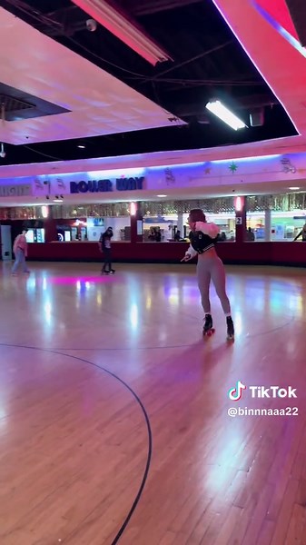 Mastering Advanced Backward Roller Skating Techniques