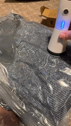 Triple your packing space with Vacbird X7 Pump and Vacuum Storage Bags: ✅Fast compression for stress-free packing ✅Quiet, compact design on-the-go 💼 ✅Waterproof storage & efficient laundry separation ✅ Compress 15 clothing items on the go Say goodbye to bulky luggage - order now! | Vacbird Global