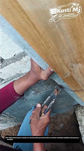 Manual Column Casting Technique with Wooden Formwork | Step-by-Step Construction Guide.