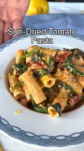 Sun-dried Tomato Pasta in 20 minutes: https://theplantbasedschool.com/sun-dried-tomato-pasta/ This is our favorite sun-dried tomato pasta because it’s made with a quick and creamy Sicilian-inspired sauce of ricotta, tomatoes, and parmesan. It’s excellent for a 20-minute dinner! #weeknightdinner #sundriedtomatoes | Hilltop Recipes