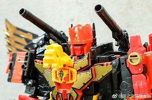 High Quality Images of Power of the Primes Predaking and Predacons