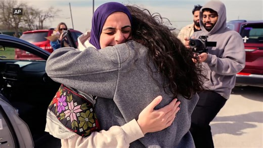 Former ICE detainee says detention center conditions are like a 'dungeon'