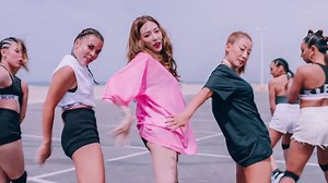 41K views · 753 reactions | 딱 이 시간에 어울리는 불금뮤직♬ 소녀시대(Girls' Generation) 티파니의 솔로데뷔곡 'I just wanna dance' 같이 느껴봐요♡ | tvN D STORY | Facebook