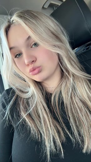 Isabel_whitney_ (@isabel_whitney_)’s videos with original sound - storm