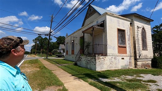How Did a 126-Year-Old Church Become a Masonic Lodge?