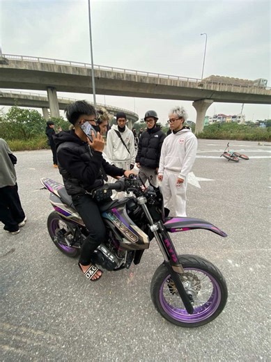 Wibu Cosplay: Đội Nhà Gái Cuốn Hút