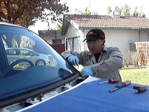 Windshield replacement by Lo Auto Glass Repair, Stockton CA