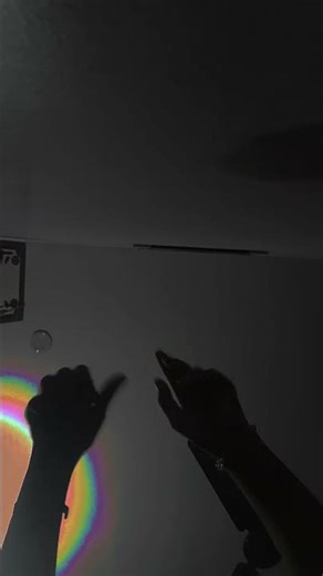 hand move song ✊😄