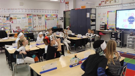 First graders in Mrs. Sadaka’s class Glen Carbon Elementary counted all the way to 101 to celebrate the 101st day of school — and did it in true 101 Dalmatians style! 101 days smarter and still counting! #d7proud | Edwardsville School District #7