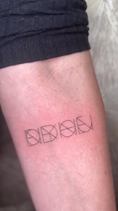 What names would you get - this one bought to life by @fineline.beautystudio.28 | Dani by Dsgn