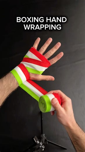 Boxing hand wrapping tutorial ✔️ #boxing #boxingtraining #boxingcoach #boxer #boxingwraps