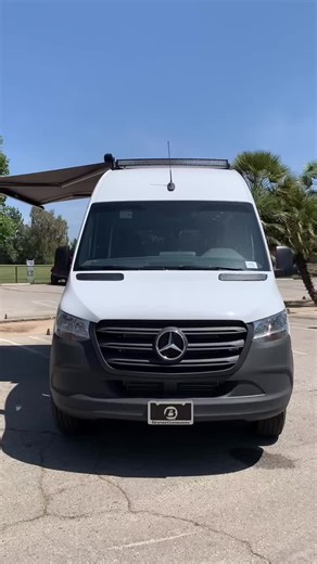 This Mercedes Sprinter camper features a fixed bed, compact kitchen with fridge, and direct access to the driver’s cabin—ideal for simple off-grid overnight trips. 🤔💭 Where would you head for a quick weekend escape in a camper like this? 📲 Follow us for more content! @vanlifepedia Credit: @bespokecampervan #campeveryday #vanlifeexplorer #camperconversions #camperlove #vantastic #campertrailer #camperliving #vanconversions #camperlifestyle #camperlovers