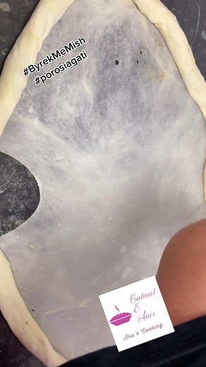 #byrekmemish #byrek #burek #ukalbania🇦🇱🇬🇧 #foryoupage #fy #fyip #uk #ukalbania #ushqimeshqiptare🇦🇱👐🏻 #shqipet_ne_london #foodie #foodtiktok