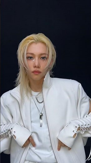 This 🐥 stage, walkin on water #StrayKids #스트레이키즈 #필릭스 #Felix #合 #HOP #WalkinOnWater