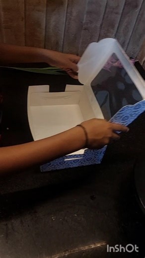 cake packing #how to pach cake box easily 😱#short #shortsfeed #birthdaycake❤️ #cake 🎂