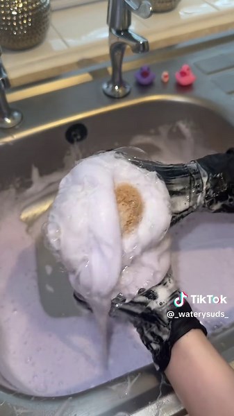 All My DS: Sponge Squeezing ASMR Experience