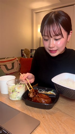 ASMR 深夜に食べる吉野家の厚切り豚角煮定食