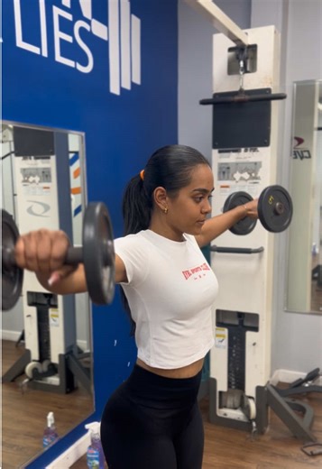 Which is your favourite? Upper body day or lower body day? #millenniumfitnesscentre #upperbodyworkout #lowerbodyworkout #trini_tiktoks #fyp