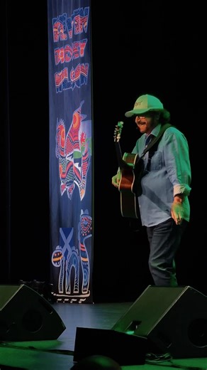 #part1 2026 tour dates on my website 🤩 #dilligaf #kevinbloodywilson #fairdinkumfunny