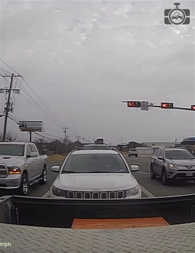 I speed up to get plate Number to call authorities. | Dashcam Lessons