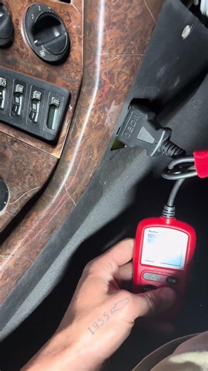 How to check “check engine” code 1998 BMW Z3 obd2 using port on passenger side of center console.