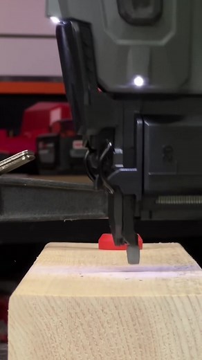 Powerful FLEX 24V Brushless 18Ga Brad Nailer | Fast, Efficient, Long-lasting