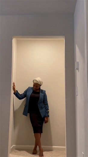 Senyè fon kloti toutotou lavi mwen chak jou 🙌BonDye beni nou. Bon dimanche avec Jesus Christ | Carla Esther Gabriel