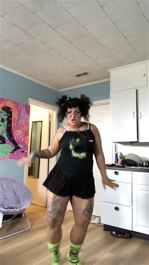 this is such a good song #oldies #classicmeme #youtubepoop #funnyshorts #cute