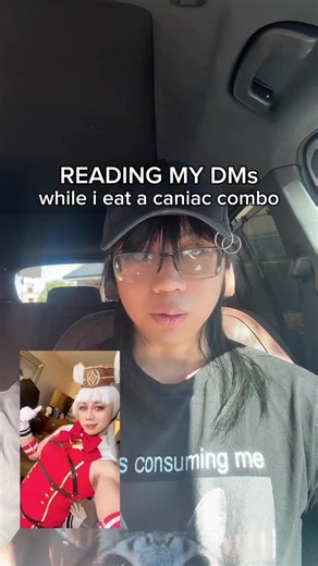 babluna👁️‍🗨️ on Instagram: "DMs part 2 but i an uma gotta eat his lunch 🍗🐴"