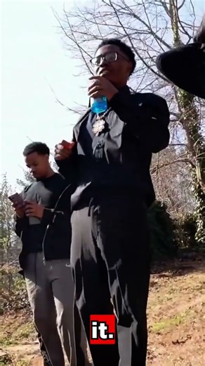 *CRAZY KNOCKOUT*| REGGIE HOSTS INSANE BOXING MATCH Clip 2