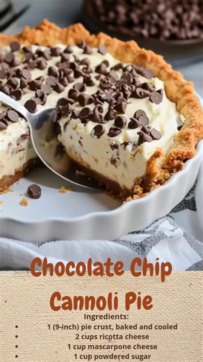 Chocolate Chip Cannoli Pie | CakeBook