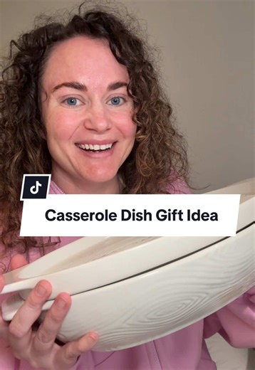 Stylish Casserole Dish Perfect for Hosting