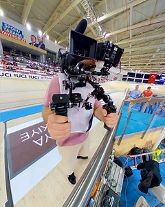 One race, Two perspectives 🎥👀 See the action from behind the lens as Muhammad Sahrom 🇲🇾 powered to victory in the Men’s Keirin Final 🚀 #TrackCycling | UCI