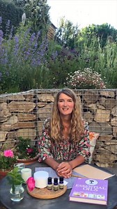 Aromatherapy Awareness Week ✨ HOW TO BLEND ✨ Our sense of smell is instant and sensitive, think how a certain smell makes you feel or triggers a memory or response – good or bad! Essential oils work holistically on mind, body and spirit to support wellbeing and promote a sense of natural balance. I think of them like the plant’s essence, they’re highly concentrated giving an intense aroma whilst keeping the plants unique benefits. In a nutshell you can blend whatever smells good to you but here 