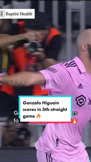 Pipita Higuain is on 🔥 #mls #soccer #higuain #pipita #argentina